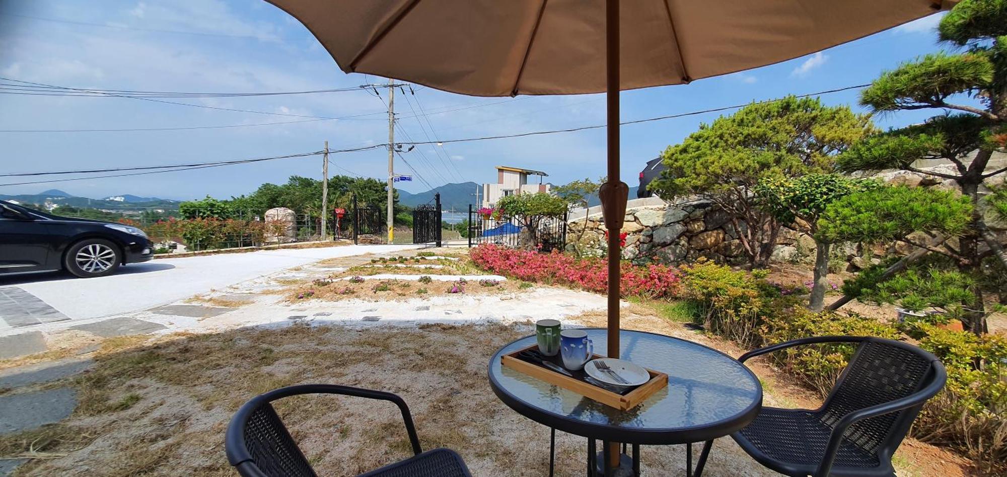 High-Quality House Ocean View Villa Tongyeong Exterior photo